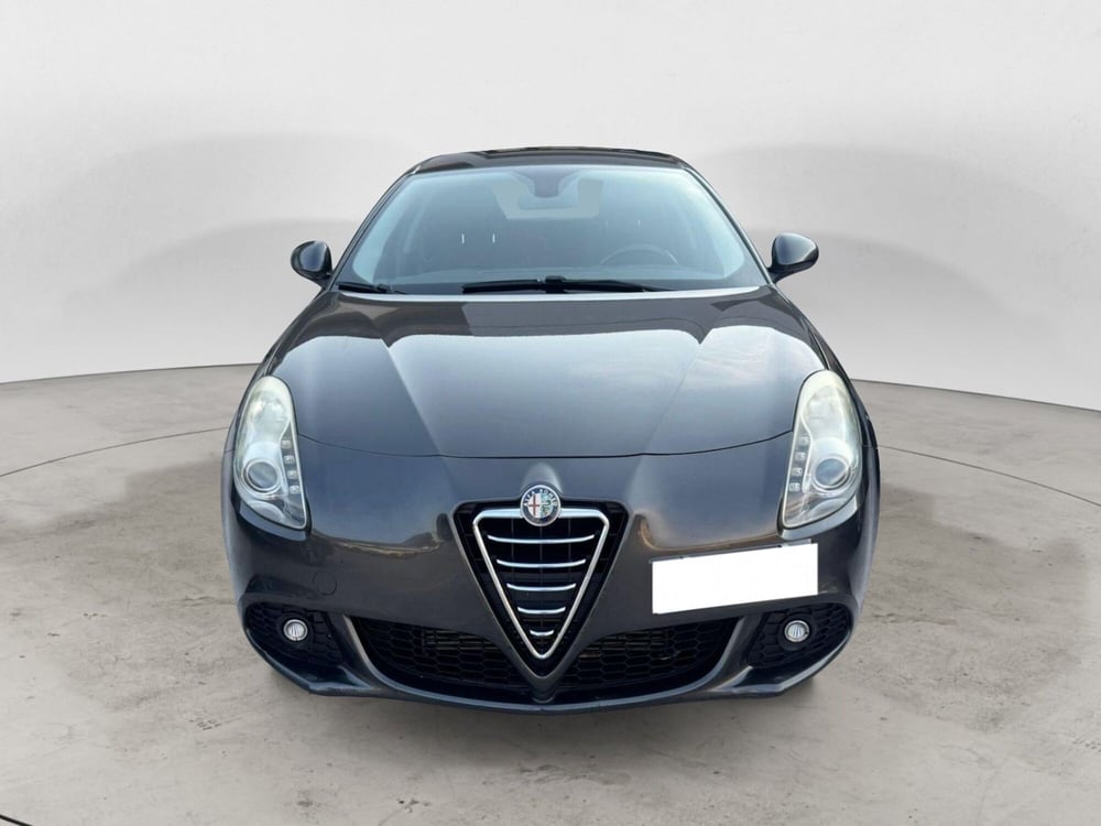 Alfa Romeo Giulietta usata a Salerno (2)