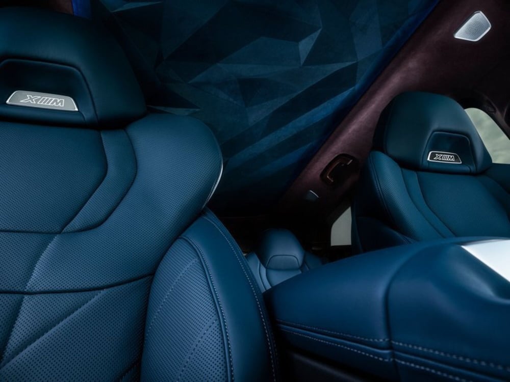 BMW XM nuova a Torino (2)