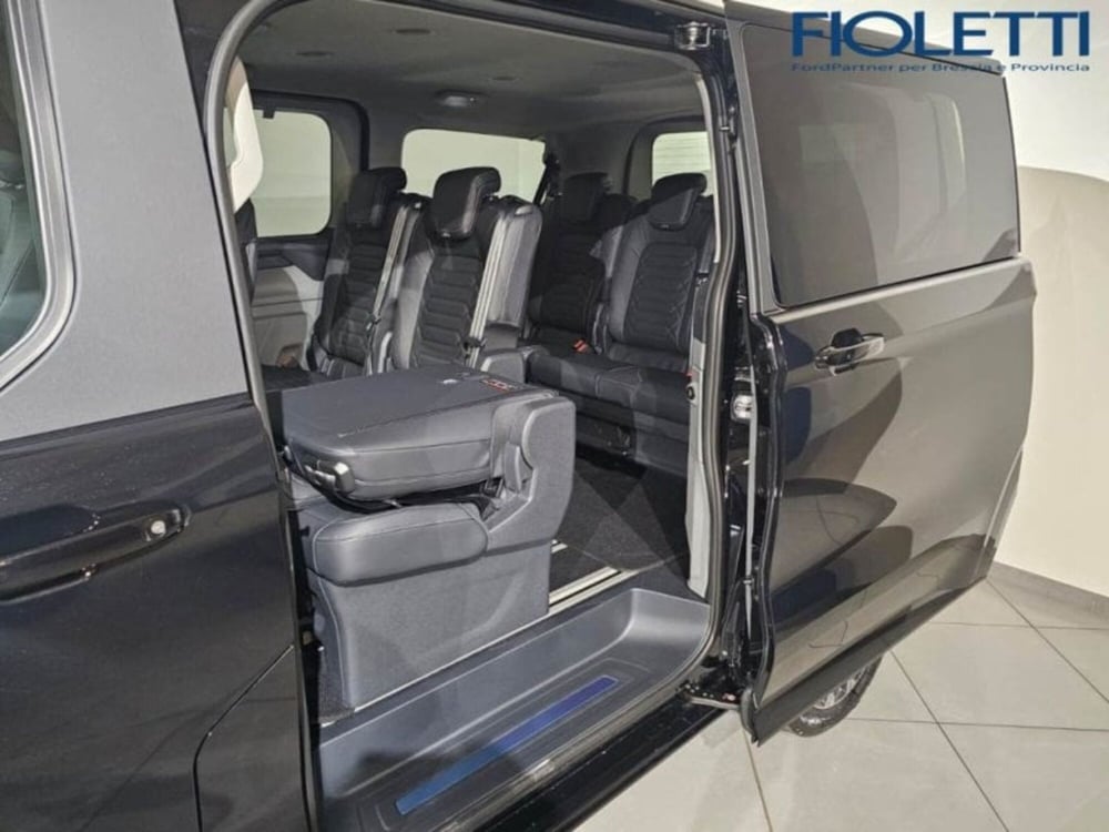 Ford Tourneo Custom nuova a Brescia (16)
