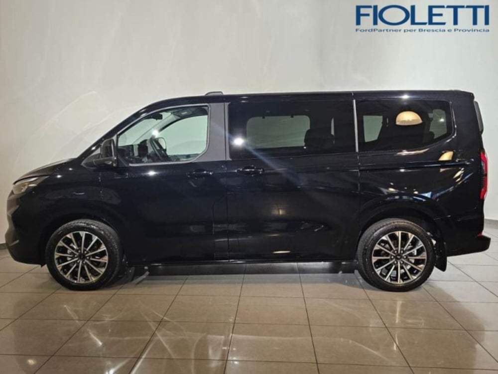 Ford Tourneo Custom nuova a Brescia (4)