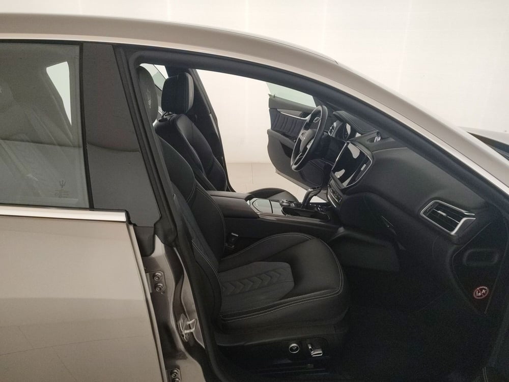 Maserati Ghibli usata a Alessandria (10)
