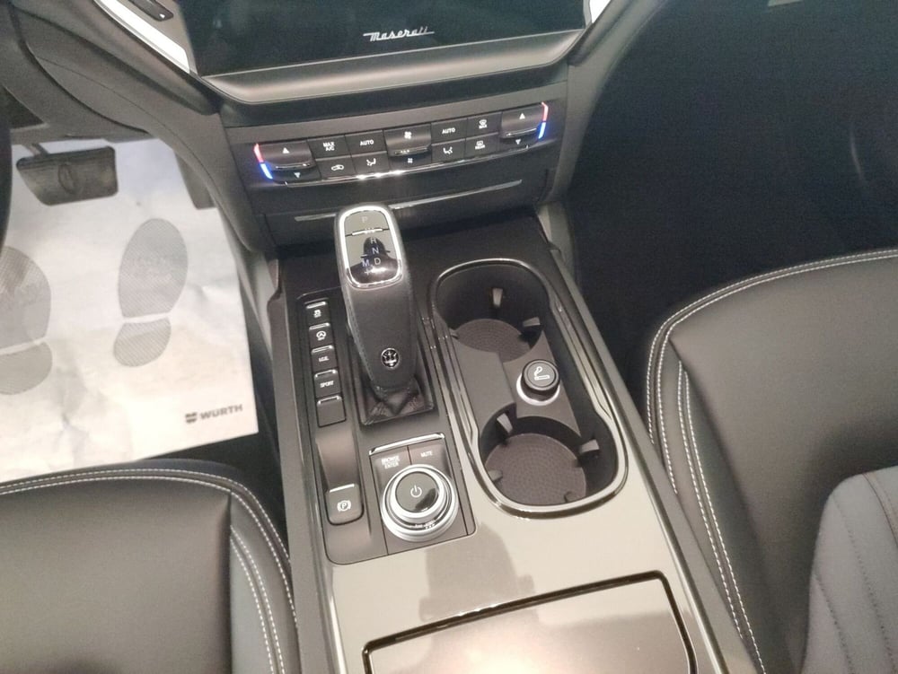 Maserati Ghibli usata a Alessandria (9)