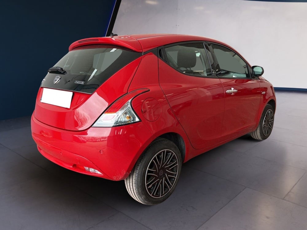 Lancia Ypsilon usata a Torino (4)