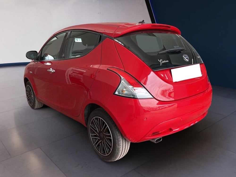 Lancia Ypsilon usata a Torino (5)
