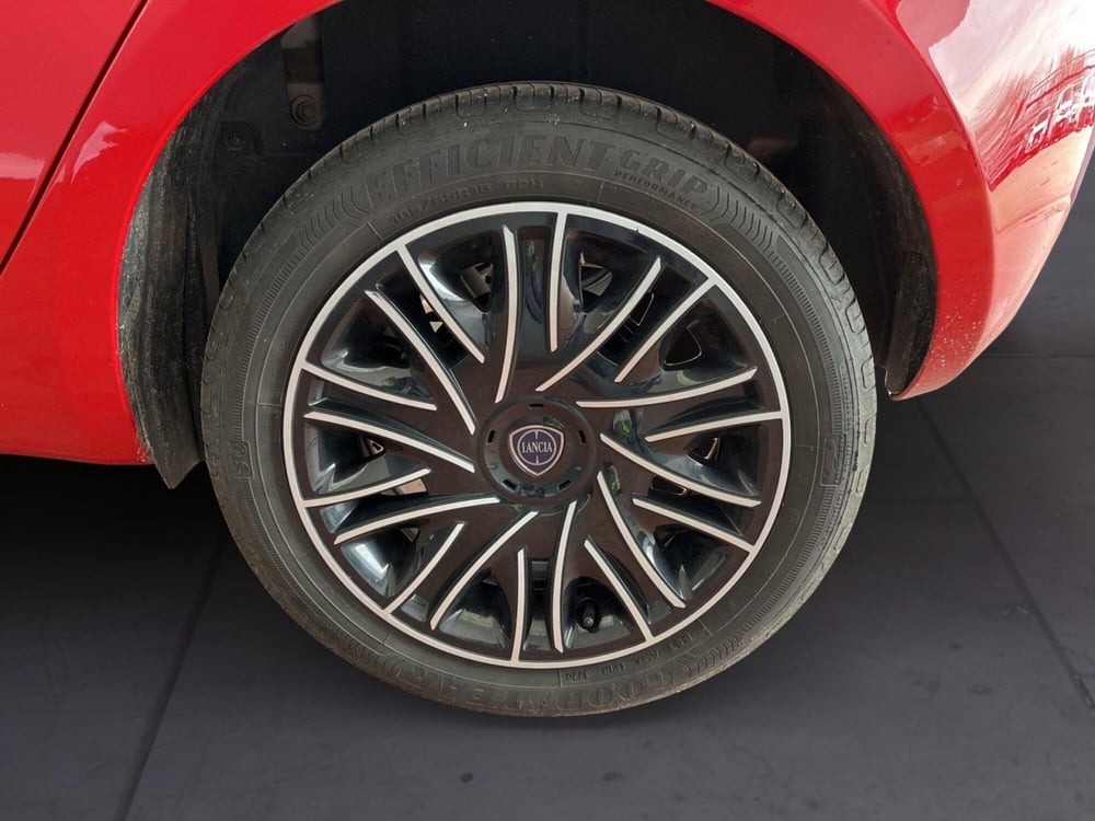 Lancia Ypsilon usata a Torino (8)