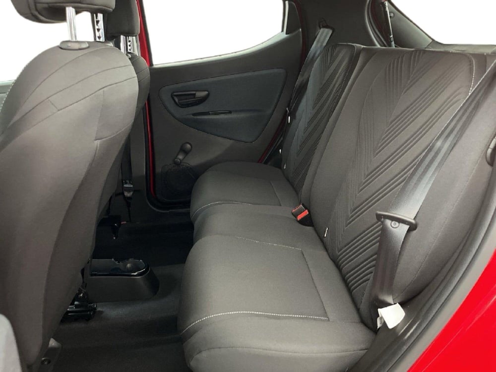 Lancia Ypsilon usata a Torino (9)