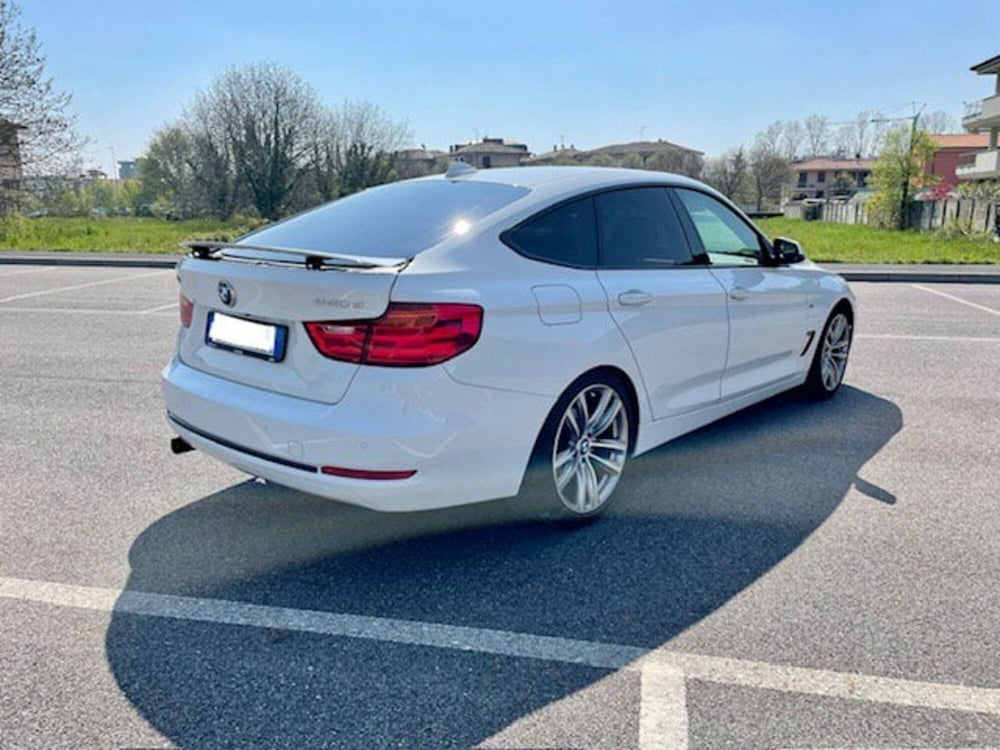 BMW Serie 6 Gran Turismo usata a Milano (4)