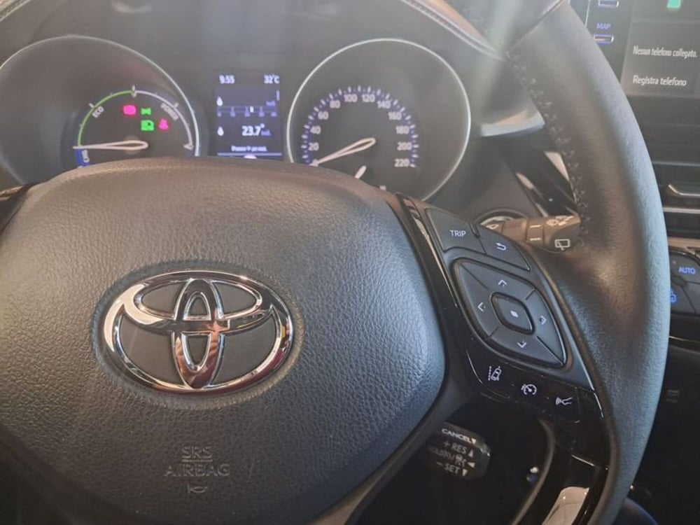 Toyota Toyota C-HR usata a Cagliari (16)