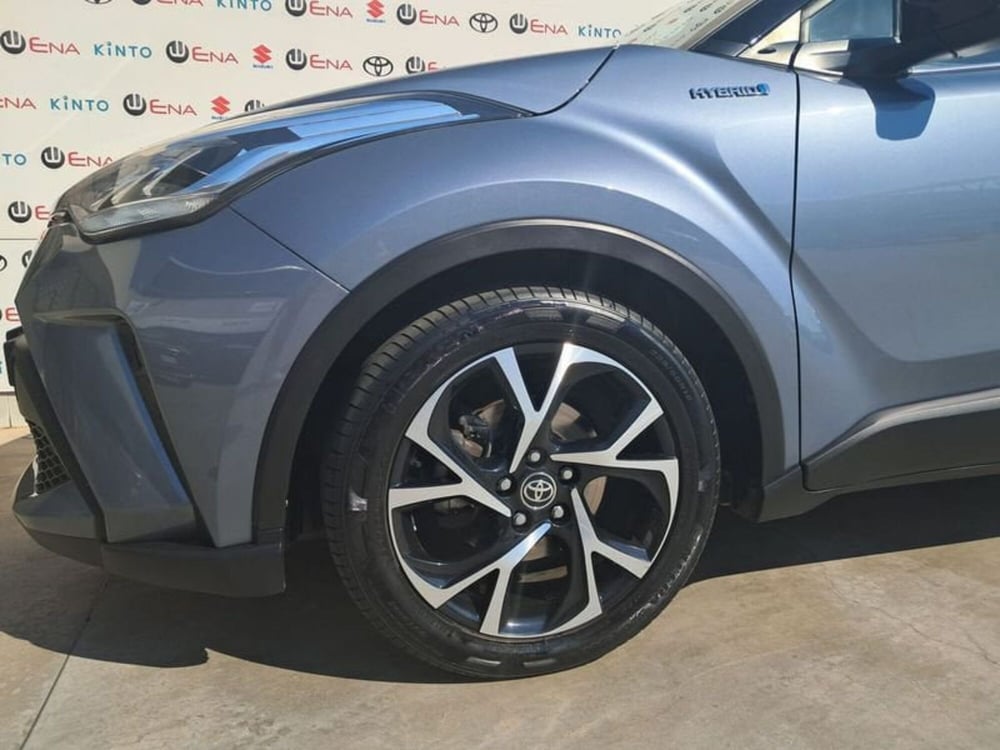 Toyota Toyota C-HR usata a Cagliari (7)