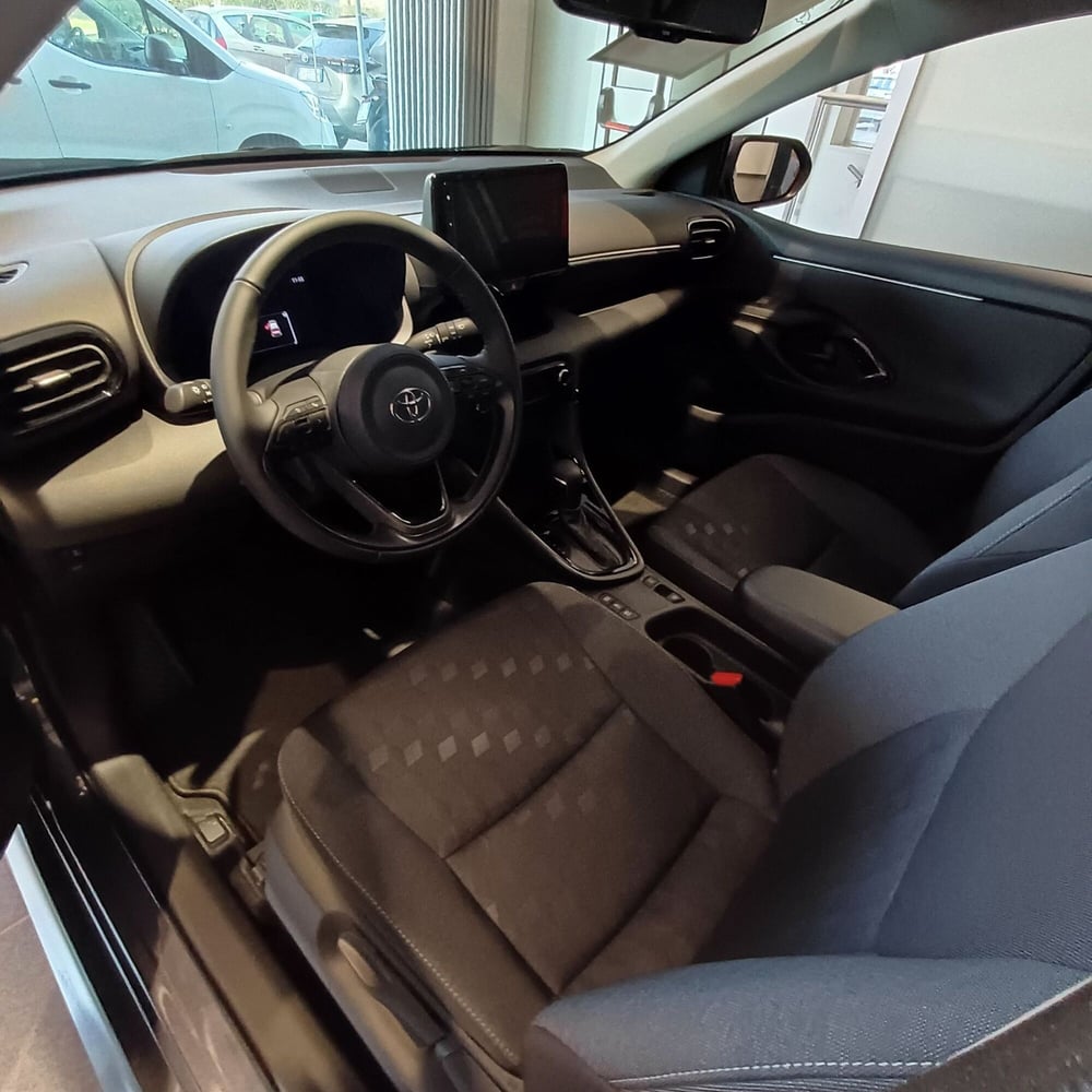 Toyota Yaris nuova a Milano (3)