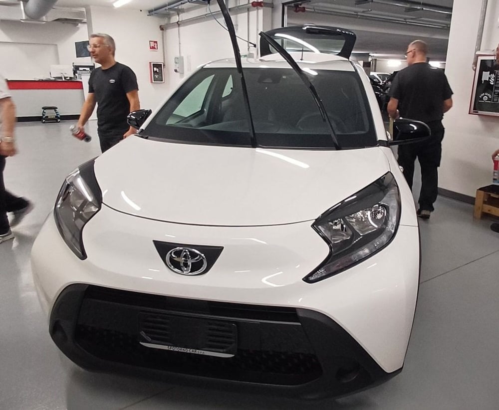 Toyota Aygo X nuova a Milano (2)