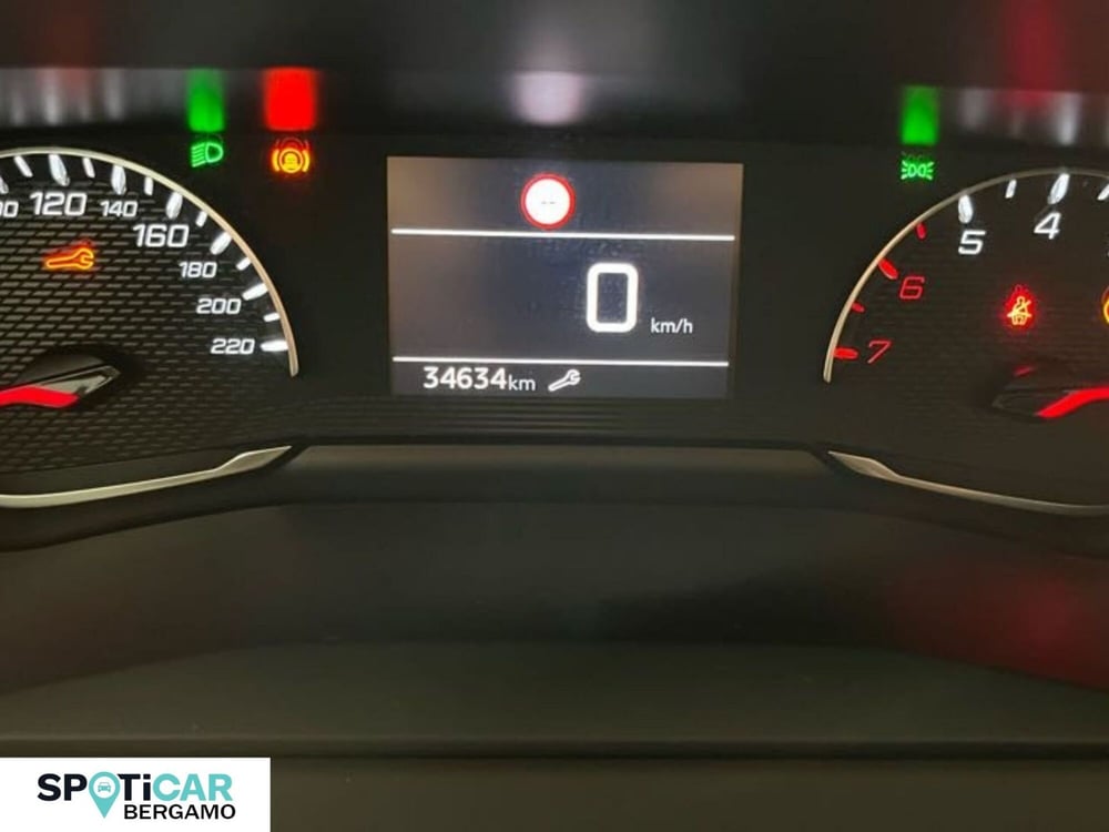 Peugeot 2008 nuova a Bergamo (9)