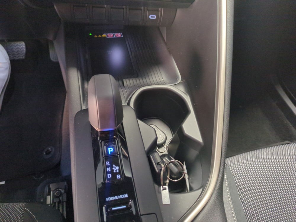 Toyota Toyota C-HR usata a Milano (18)