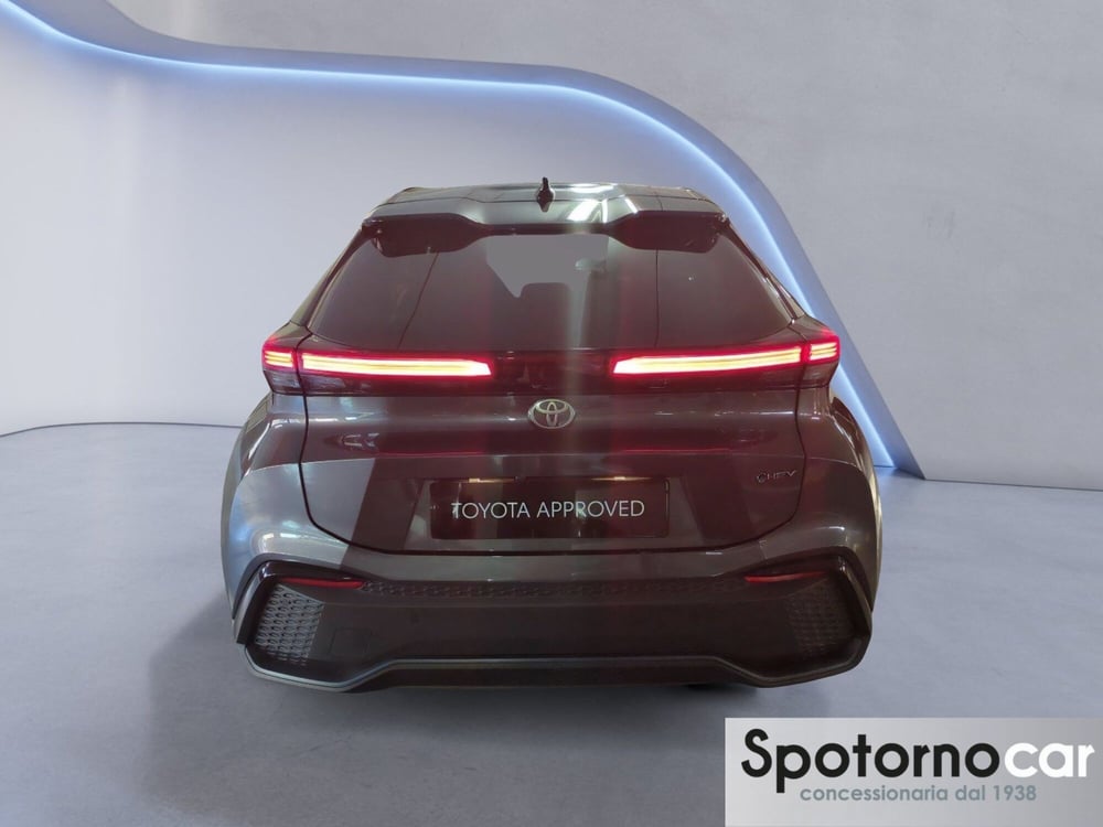 Toyota Toyota C-HR usata a Milano (4)