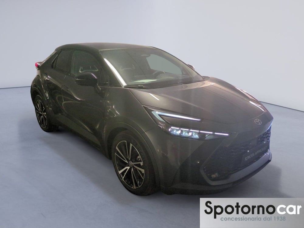 Toyota Toyota C-HR usata a Milano (7)