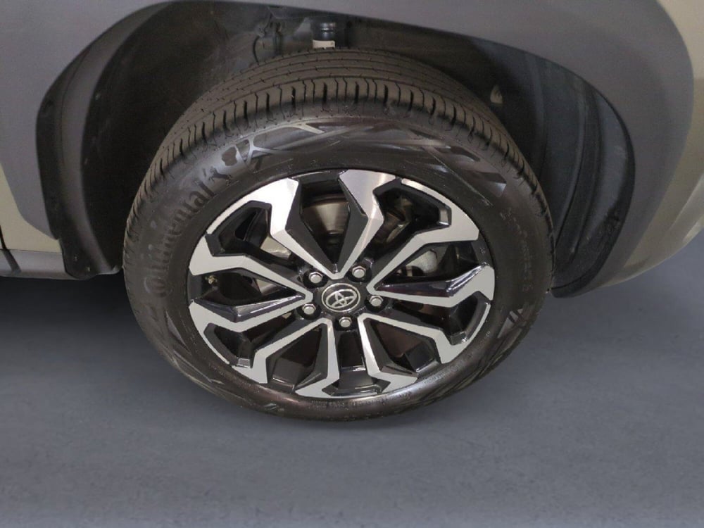 Toyota Yaris Cross usata a Milano (9)