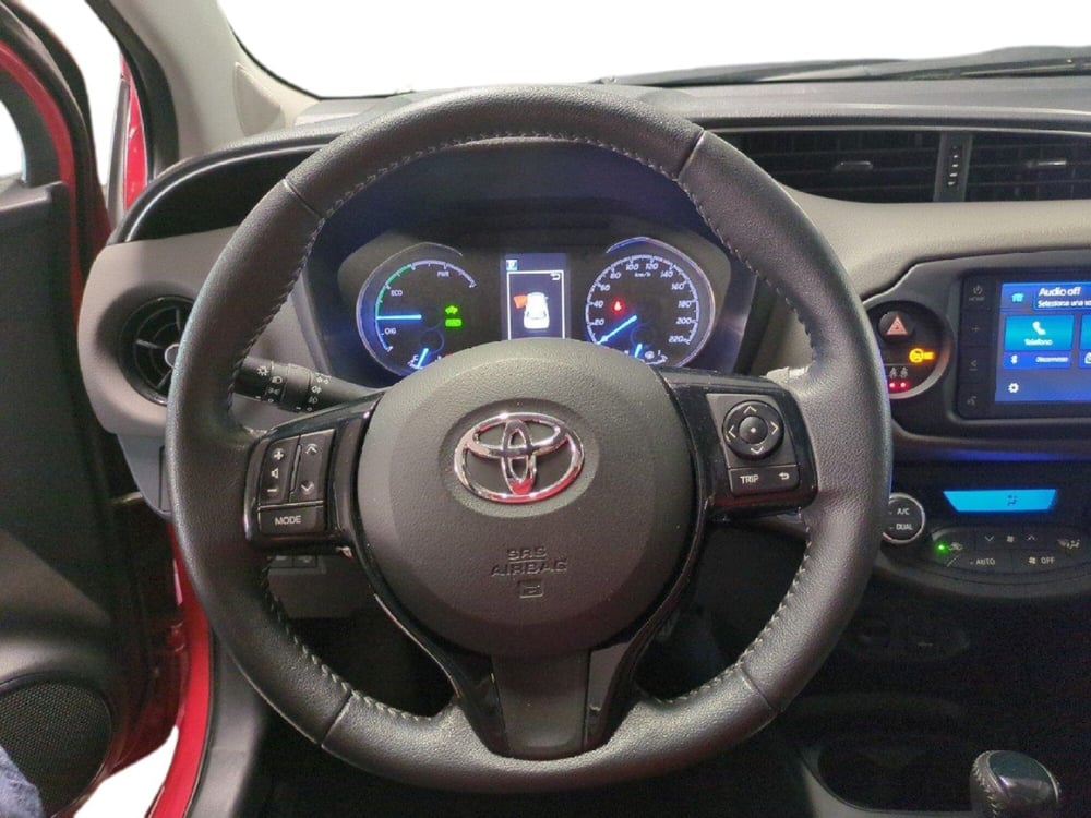 Toyota Yaris usata a Milano (15)