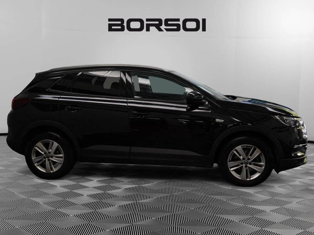 Opel Grandland X usata a Venezia (6)