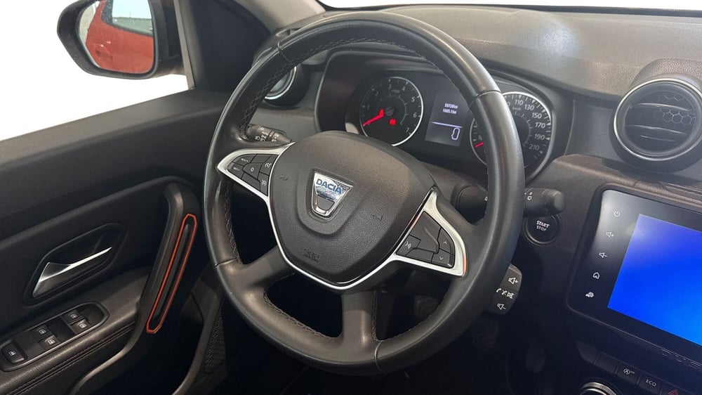 Dacia Duster usata a Viterbo (12)