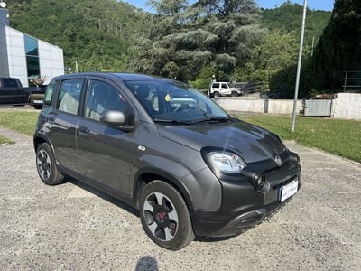 Fiat Panda 1.0 FireFly S&amp;S Hybrid City Cross del 2023 usata a La Spezia
