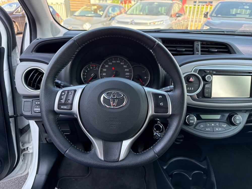 Toyota Yaris usata a Mantova (19)