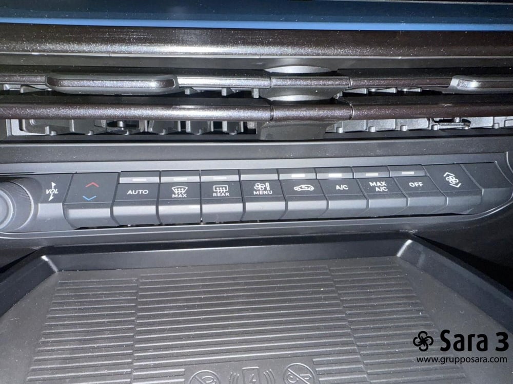Lancia Ypsilon nuova a Benevento (12)