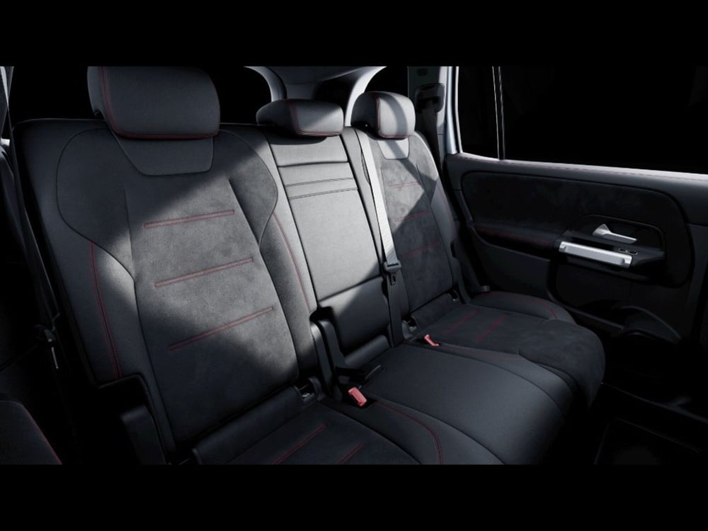 Mercedes-Benz GLB nuova a Firenze (9)