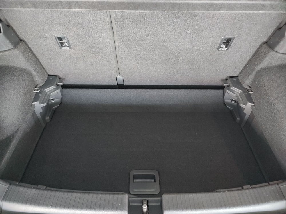 Volkswagen T-Cross usata a Palermo (18)