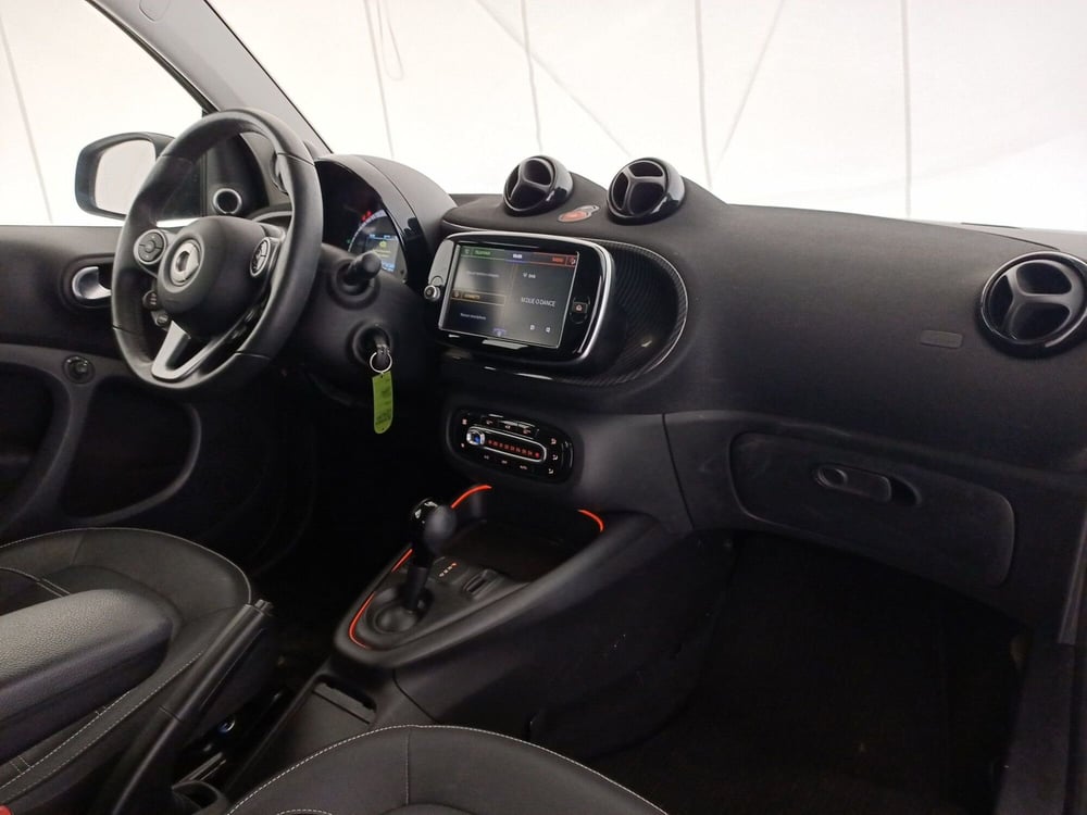 smart Fortwo usata a Lecce (9)