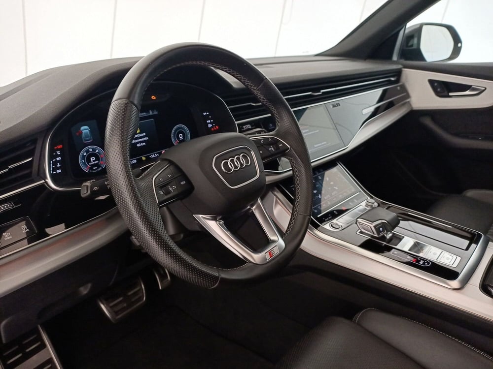 Audi Q8 usata a Bari (5)