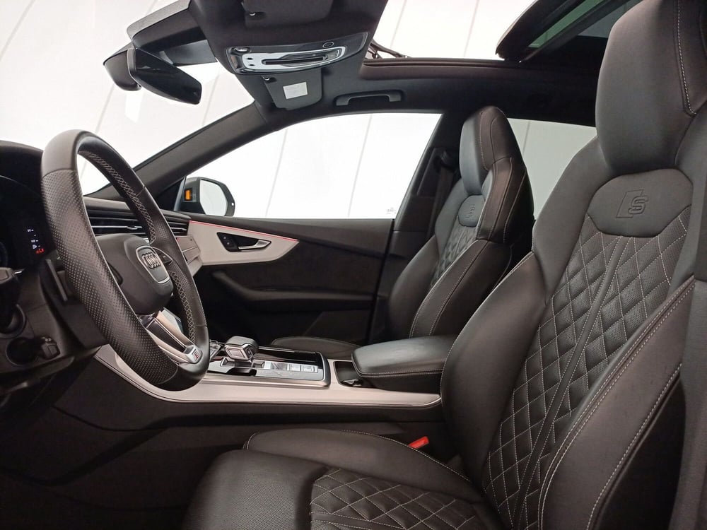 Audi Q8 usata a Bari (6)