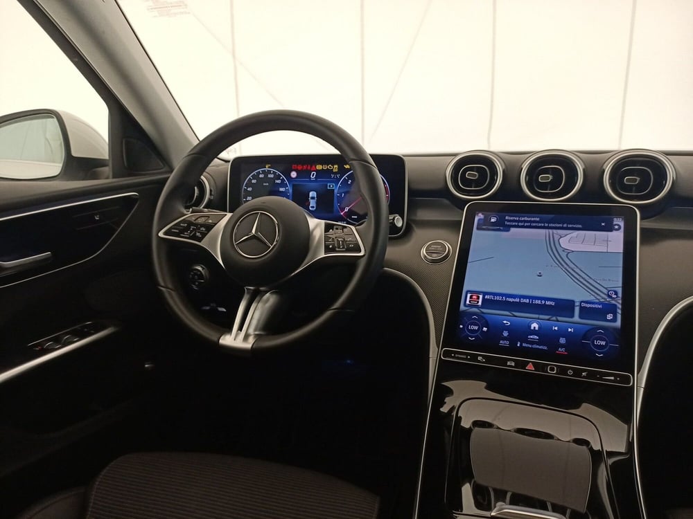 Mercedes-Benz Classe C usata a Bari (9)