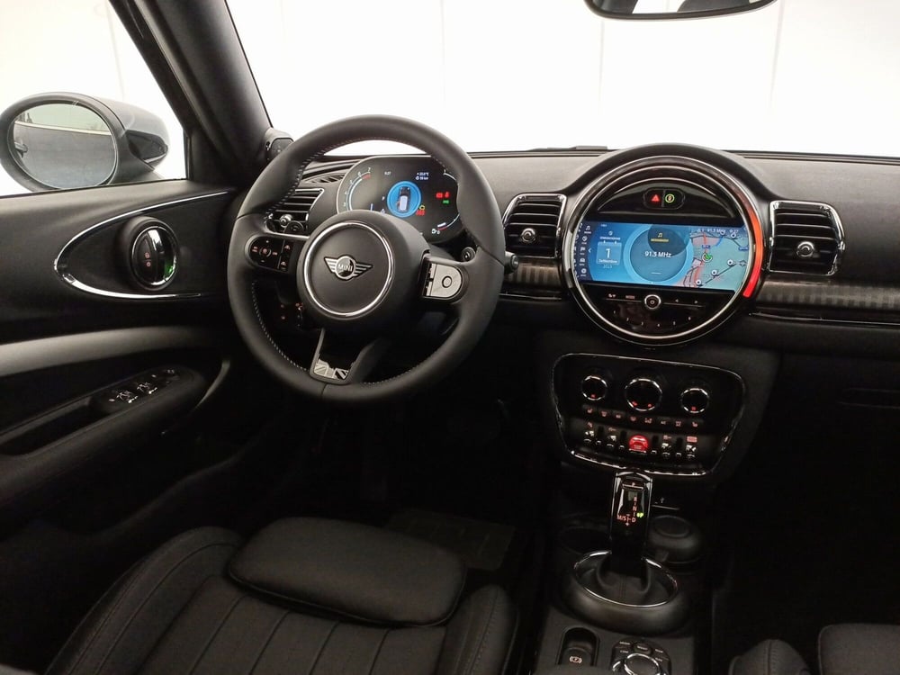 MINI Mini Clubman usata a Bari (9)