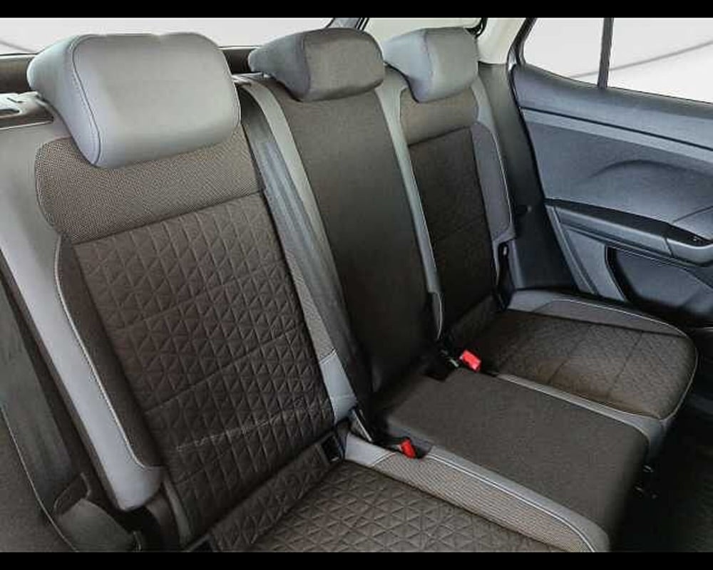 Volkswagen T-Cross usata a Roma (9)