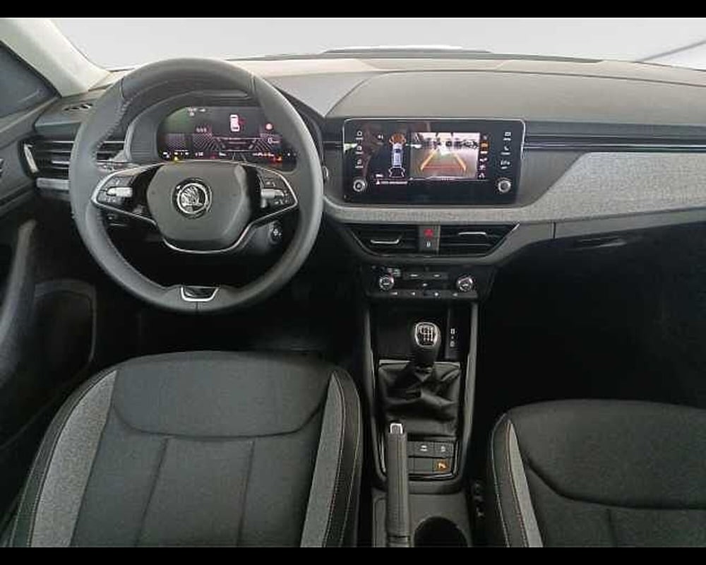 Skoda Kamiq nuova a Roma (6)