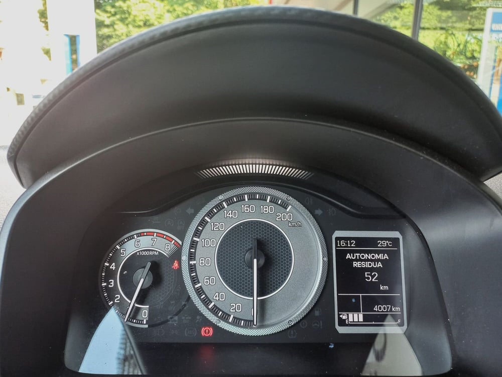 Suzuki Ignis usata a Milano (9)