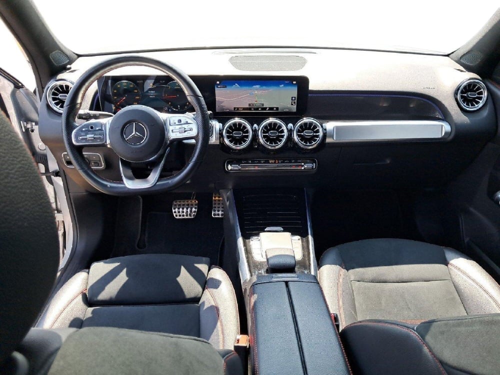 Mercedes-Benz GLB usata a Salerno (11)