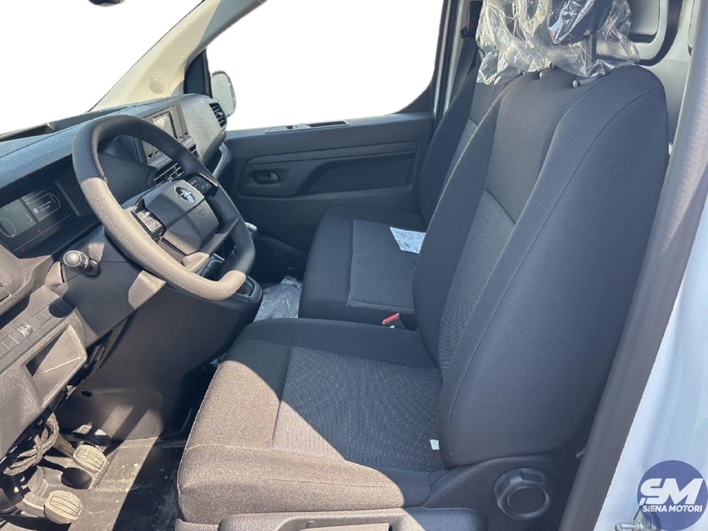 Opel Vivaro nuova a Firenze (7)