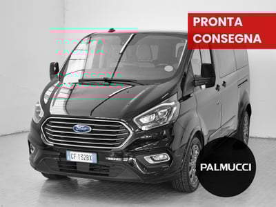 Ford Tourneo Custom 320 2.0 EcoBlue 185CV aut. PC Titanium X del 2021 usata a Prato