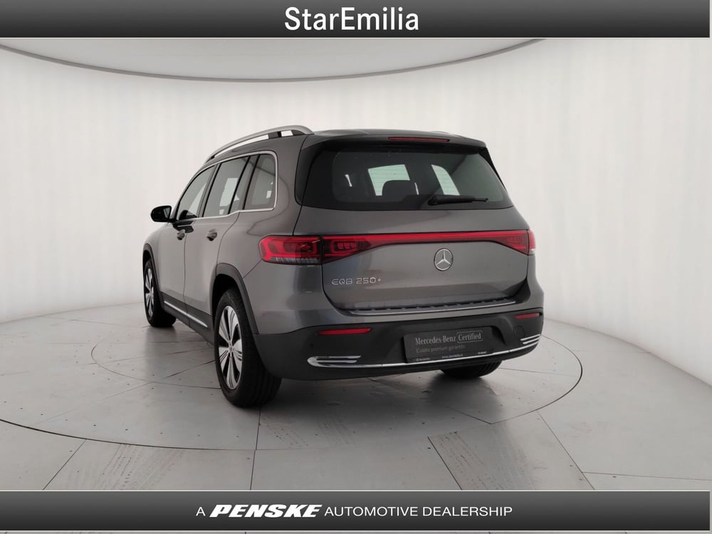 Mercedes-Benz EQB usata a Ferrara (3)