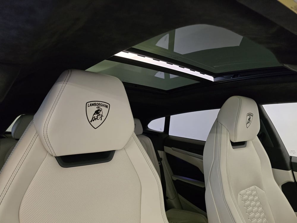Lamborghini Urus usata a Bologna (15)