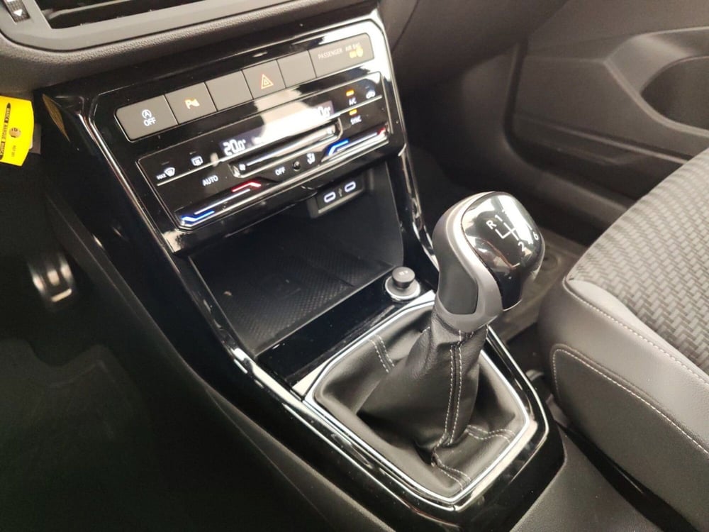 Volkswagen T-Cross usata a Massa-Carrara (11)