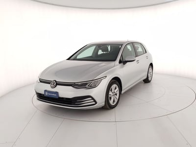 Volkswagen Golf 1.5 eTSI 130 CV EVO ACT DSG Life del 2021 usata a Massa