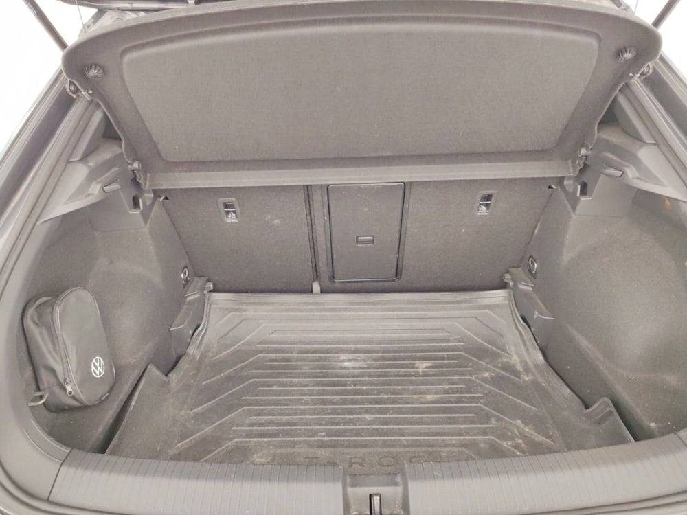 Volkswagen T-Roc usata a Massa-Carrara (16)