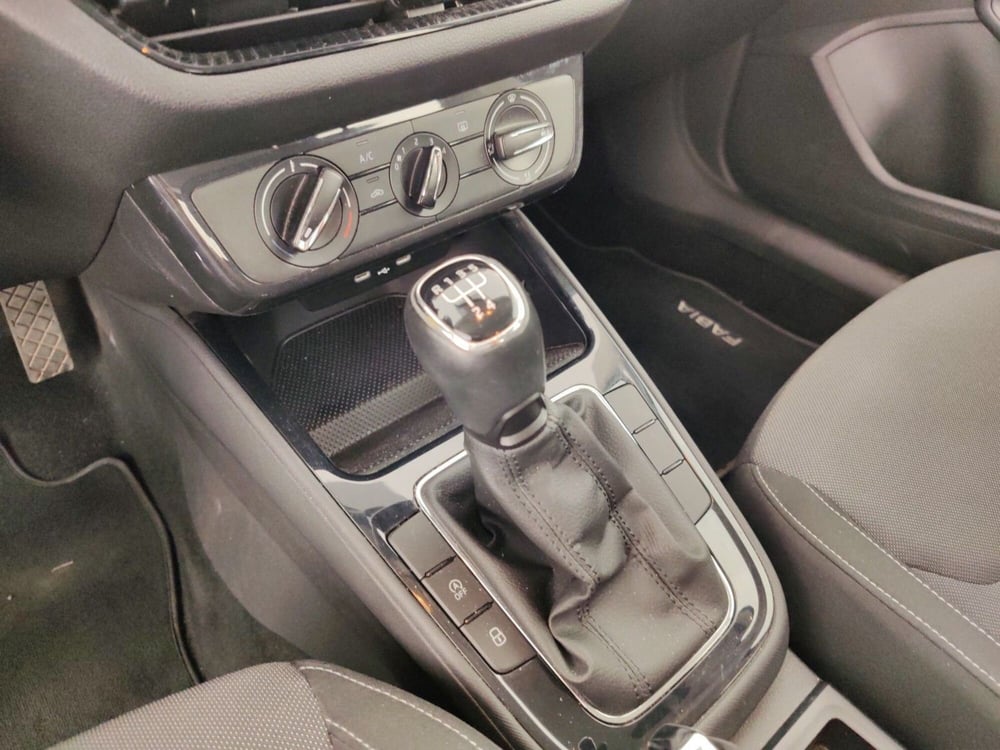 Skoda Fabia usata a Massa-Carrara (11)