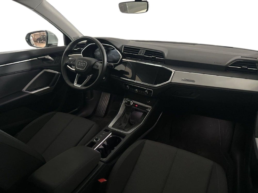 Audi Q3 usata a Caserta (10)