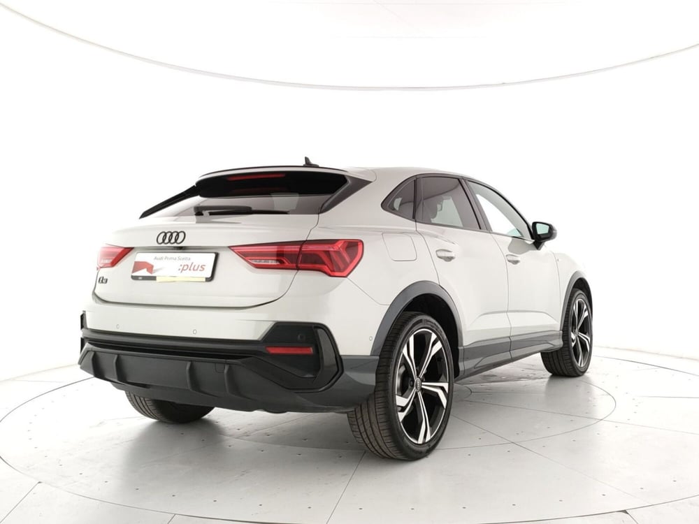 Audi Q3 Sportback usata a Napoli (2)