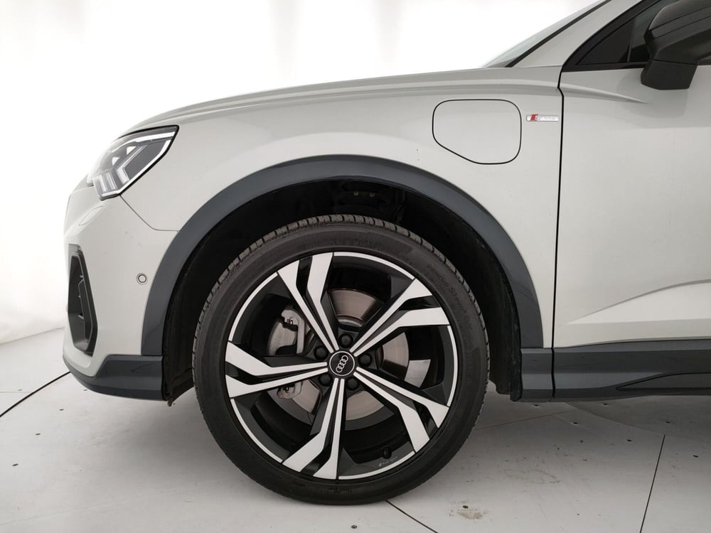 Audi Q3 Sportback usata a Napoli (7)