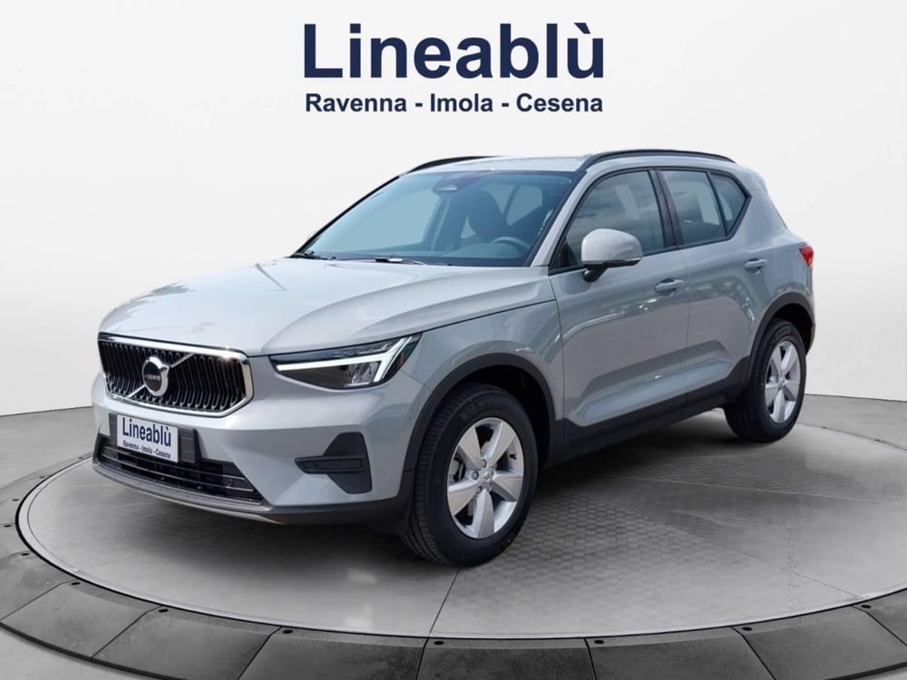 Volvo XC40 nuova a Ravenna