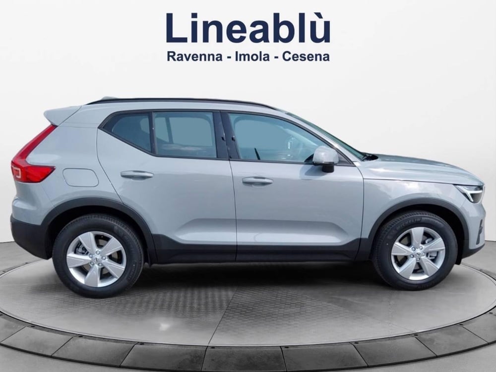 Volvo XC40 nuova a Ravenna (6)